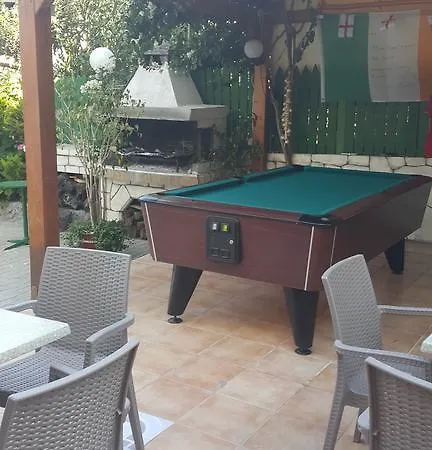 Minas 2* Hersonissos (Crete)